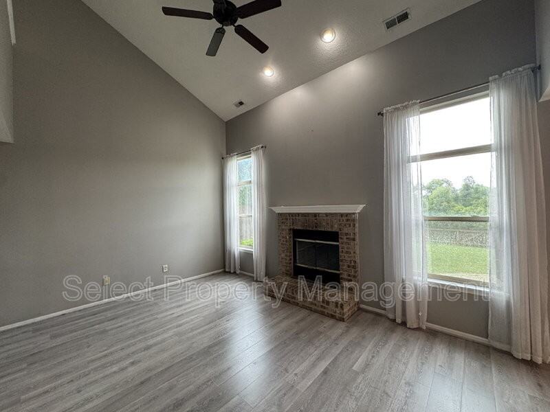 1632 Flint Lock Ln - Photo 2 of 22