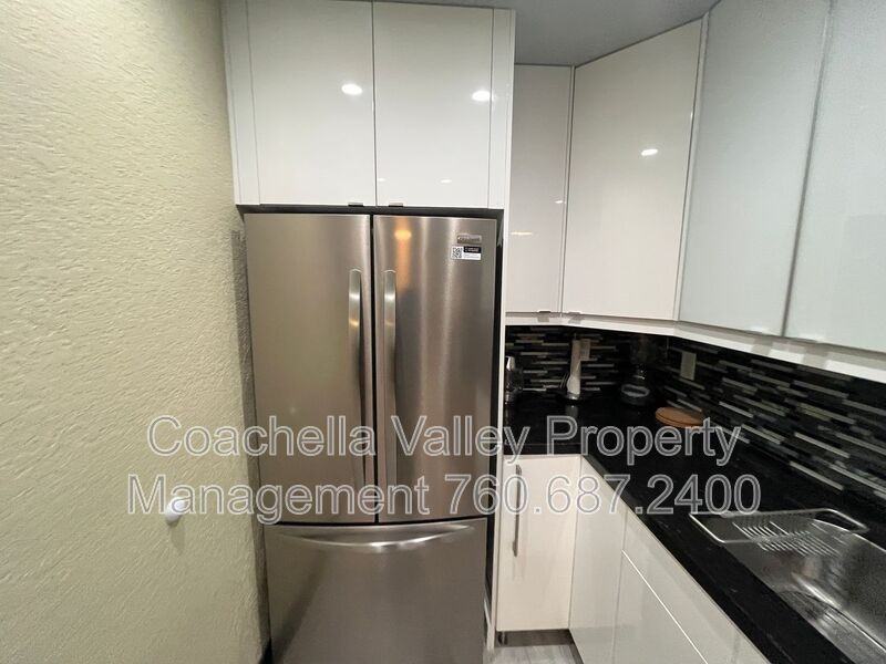 2821 N Los Felices Rd #202 - Photo 2 of 20
