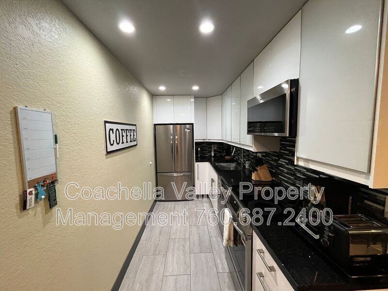 2821 N Los Felices Rd #202 - Photo 6 of 20