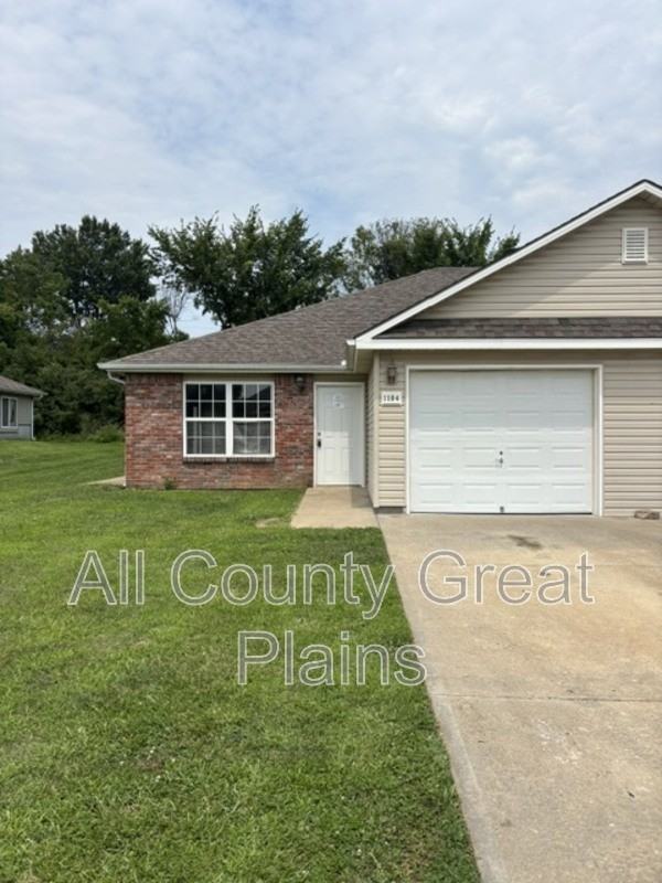 1104 Fall Meadow Ln