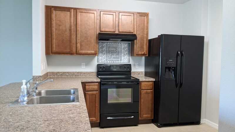 245 Arbor Lakes Dr - Photo 3 of 16