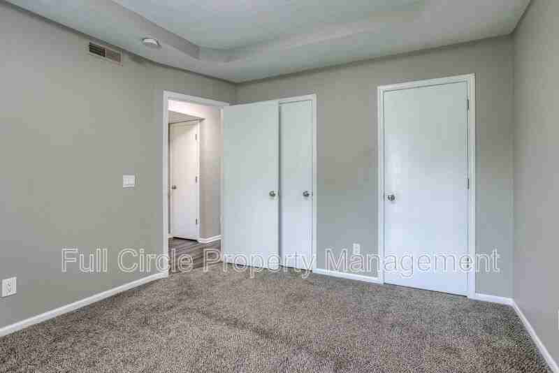 2710 N 1st St #3 - Photo 6 of 9