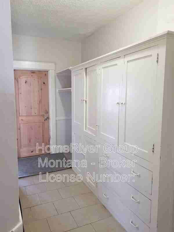 540 S 3rd St W - Photo 6 of 11