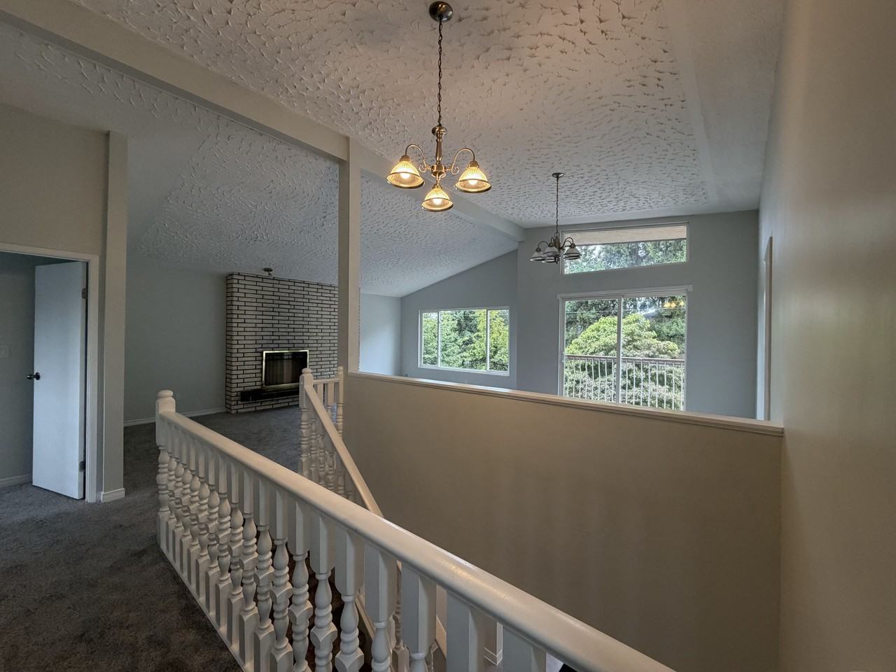 7810 15th Street Upstairs - Photo 2 of 20