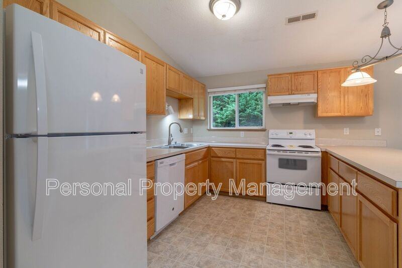 1312 Se 352nd Ave - Photo 5 of 17