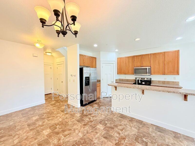 3326 Nw 47th Dr - Photo 3 of 30