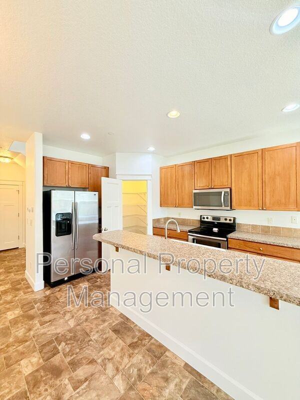 3326 Nw 47th Dr - Photo 5 of 30