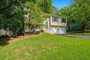 featured image of 15241 Louis Mill Dr