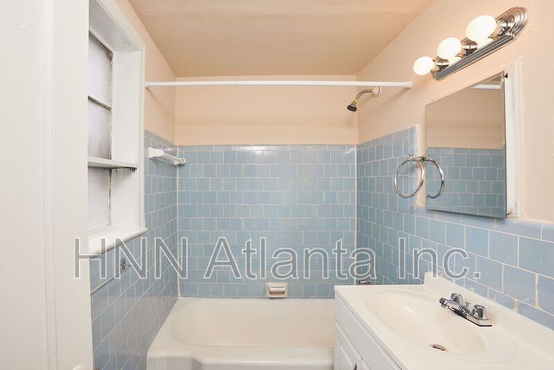 1337 Briarwood Dr Ne #1 - Photo 6 of 7