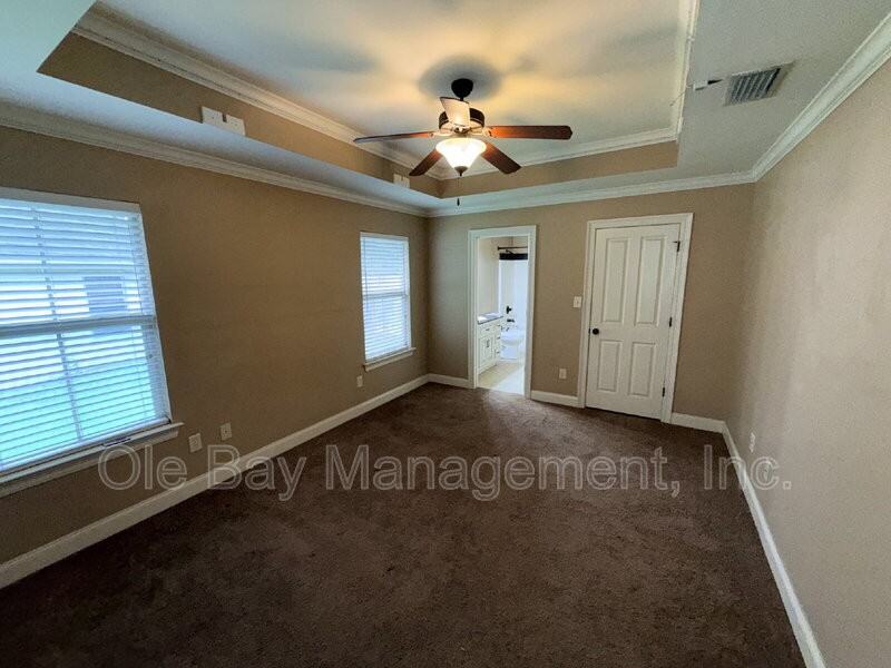 18 Breydon Ct - Photo 6 of 8