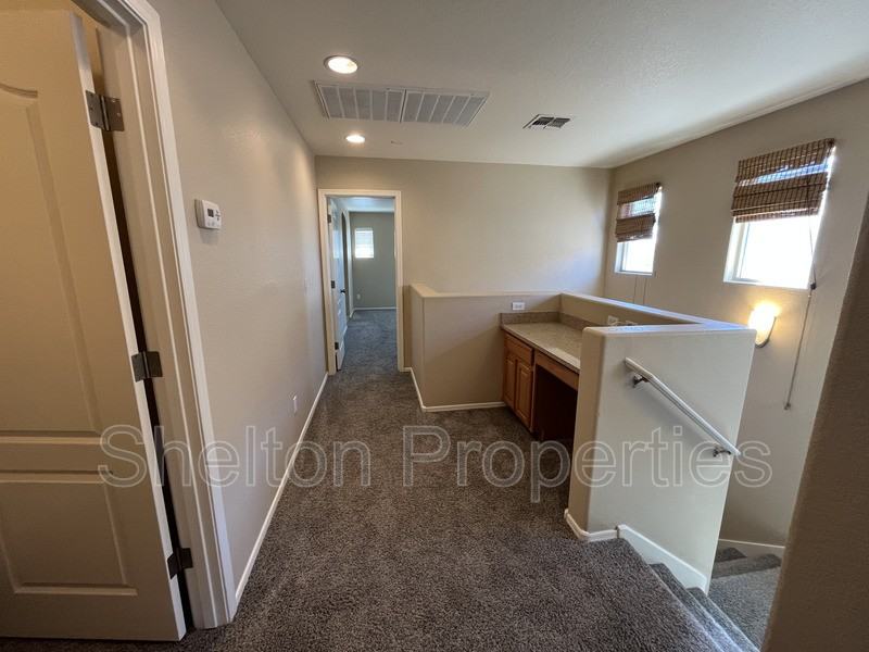 2958 N Clanton St - Photo 6 of 42