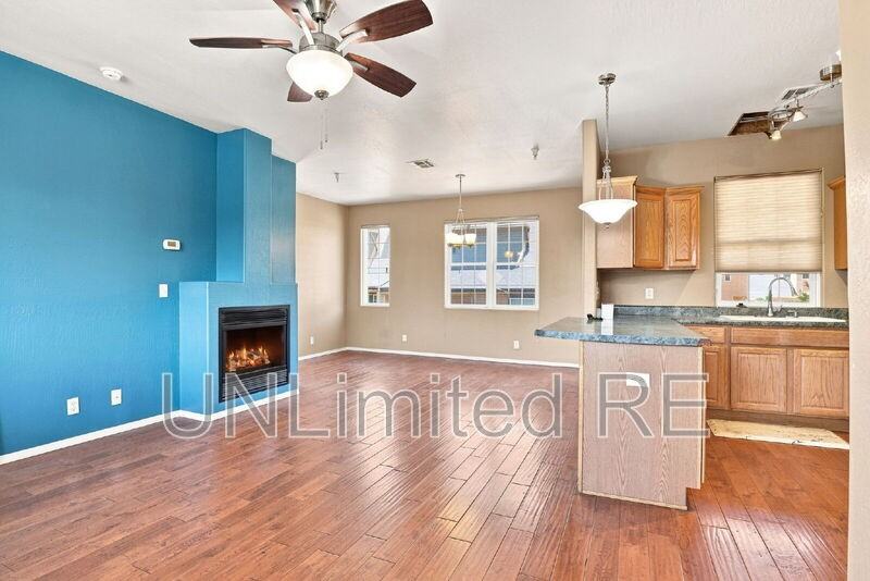 2455 W Silverton Dr - Photo 3 of 37