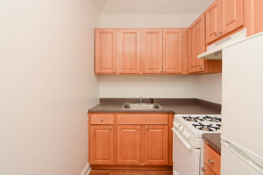 1742 N Humboldt Blvd #104 - Photo 2 of 14