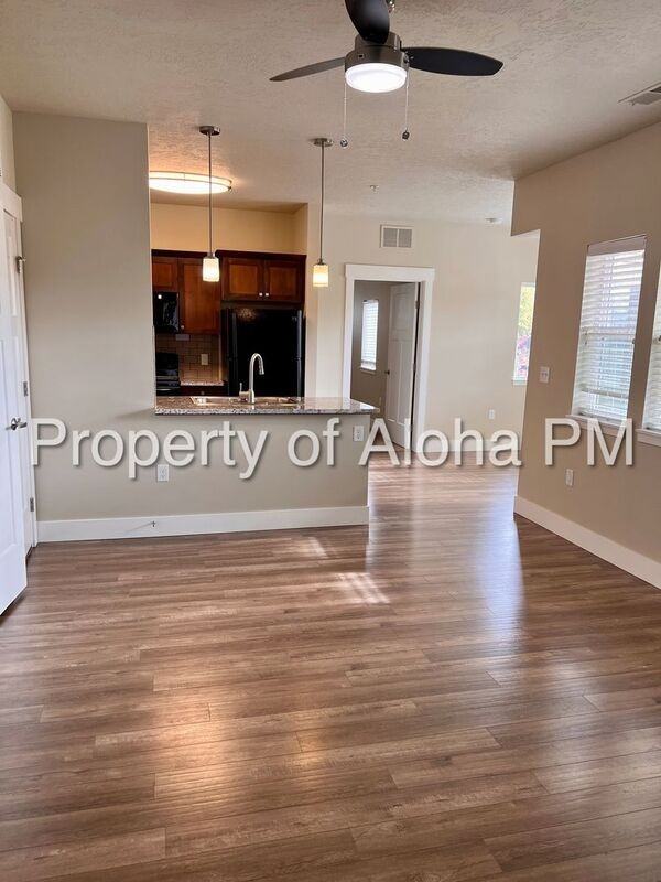 3558 E Grand Forest Dr #201 - Photo 3 of 19