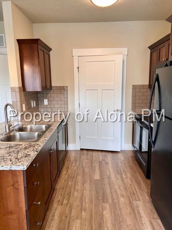 3558 E Grand Forest Dr #201 - Photo 6 of 19