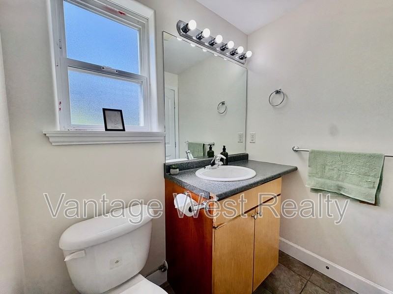 578 - Photo 7 of 22