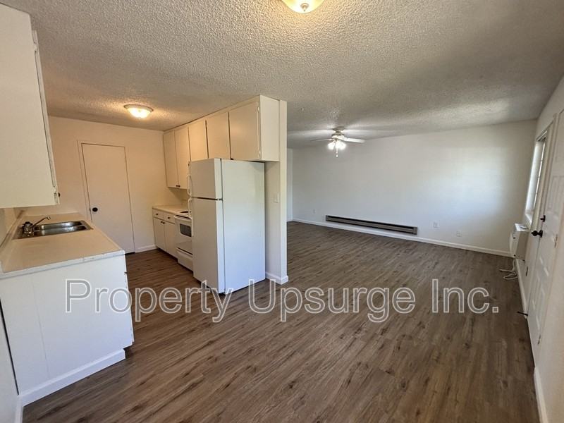 725 Kimball Rd #14 - Photo 5 of 18