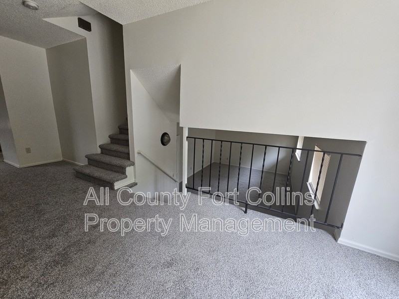 4406 Hummingbird Dr - Photo 4 of 7