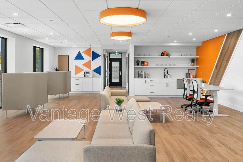 1201 Devonshire Ave - Photo 5 of 18
