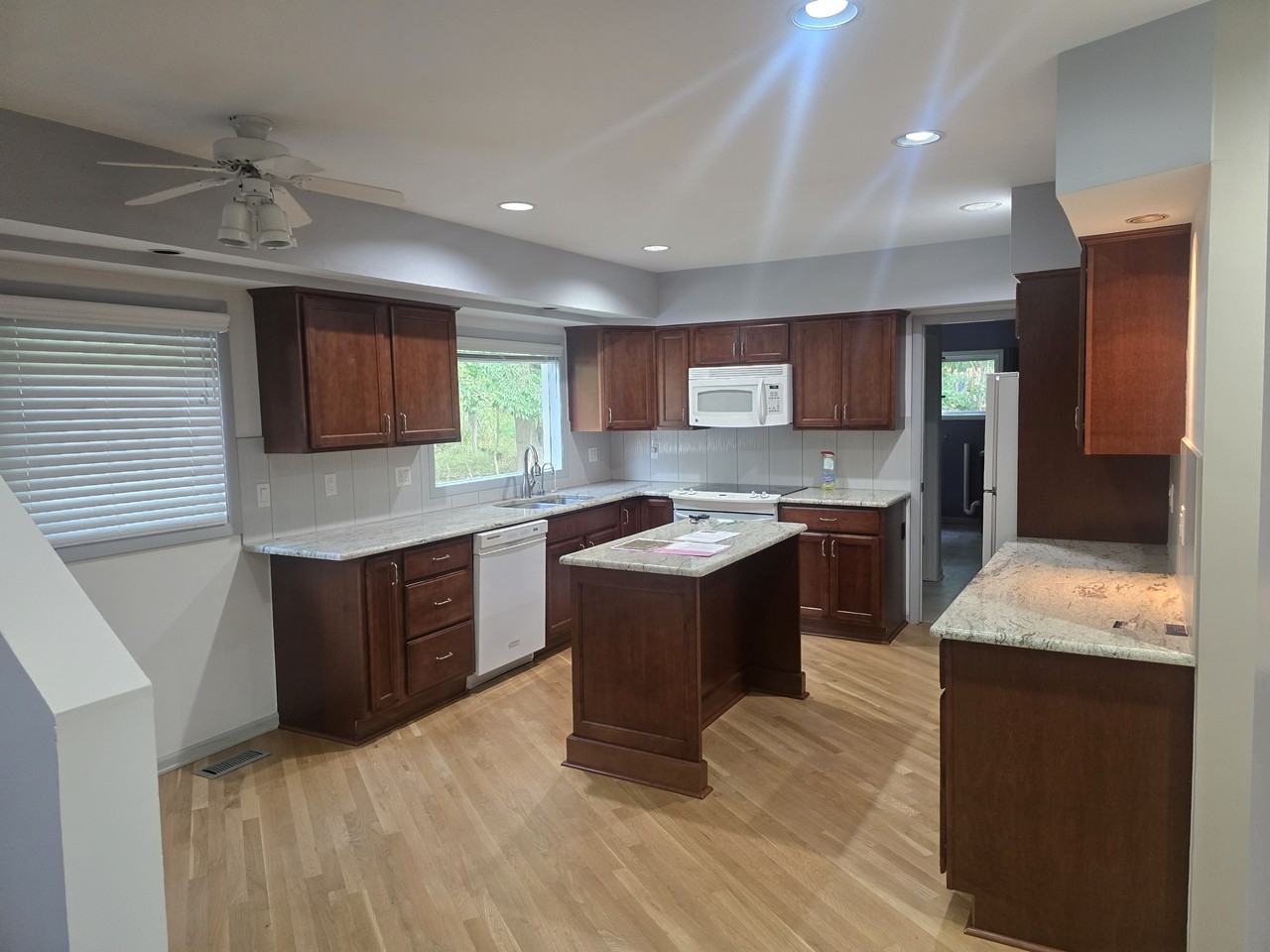 5635 Stanhope St #1 - Photo 4 of 13