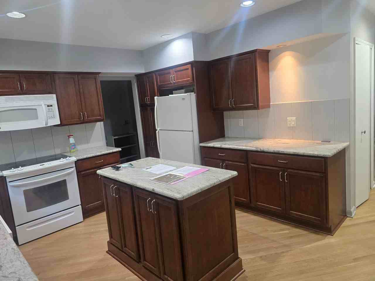 5635 Stanhope St #1 - Photo 5 of 13