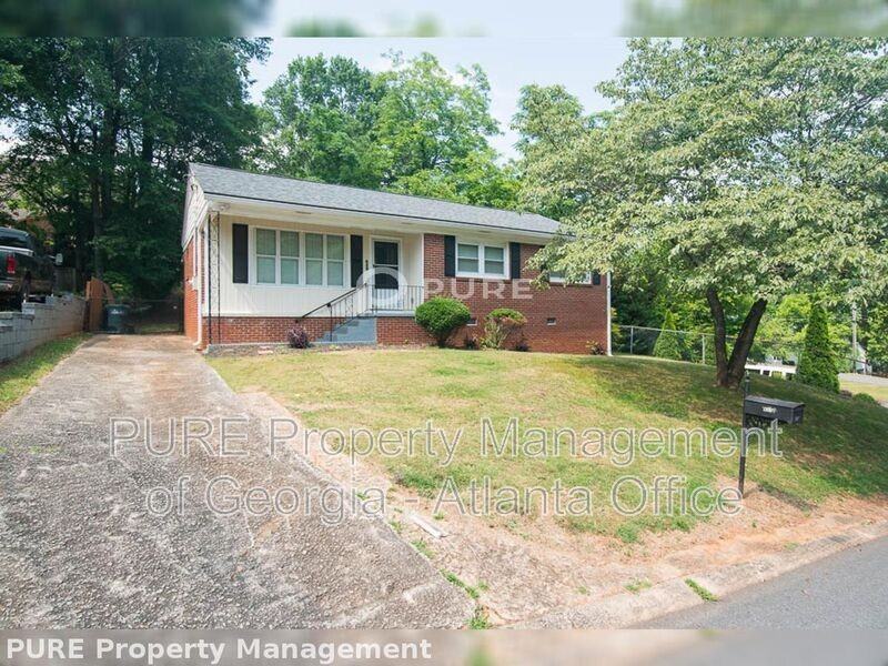 439 Chester St Se - Photo 2 of 19