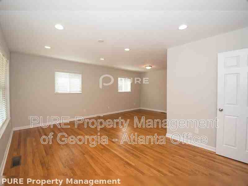 439 Chester St Se - Photo 3 of 19