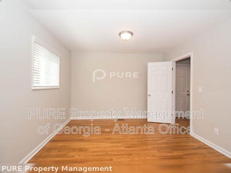 439 Chester St Se - Photo 6 of 19