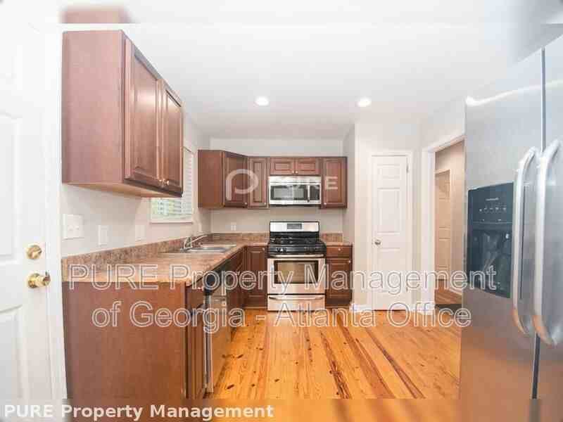 439 Chester St Se - Photo 7 of 19