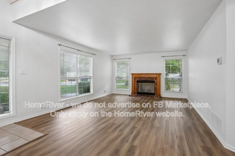 1 Colebrook Ct - Photo 4 of 33