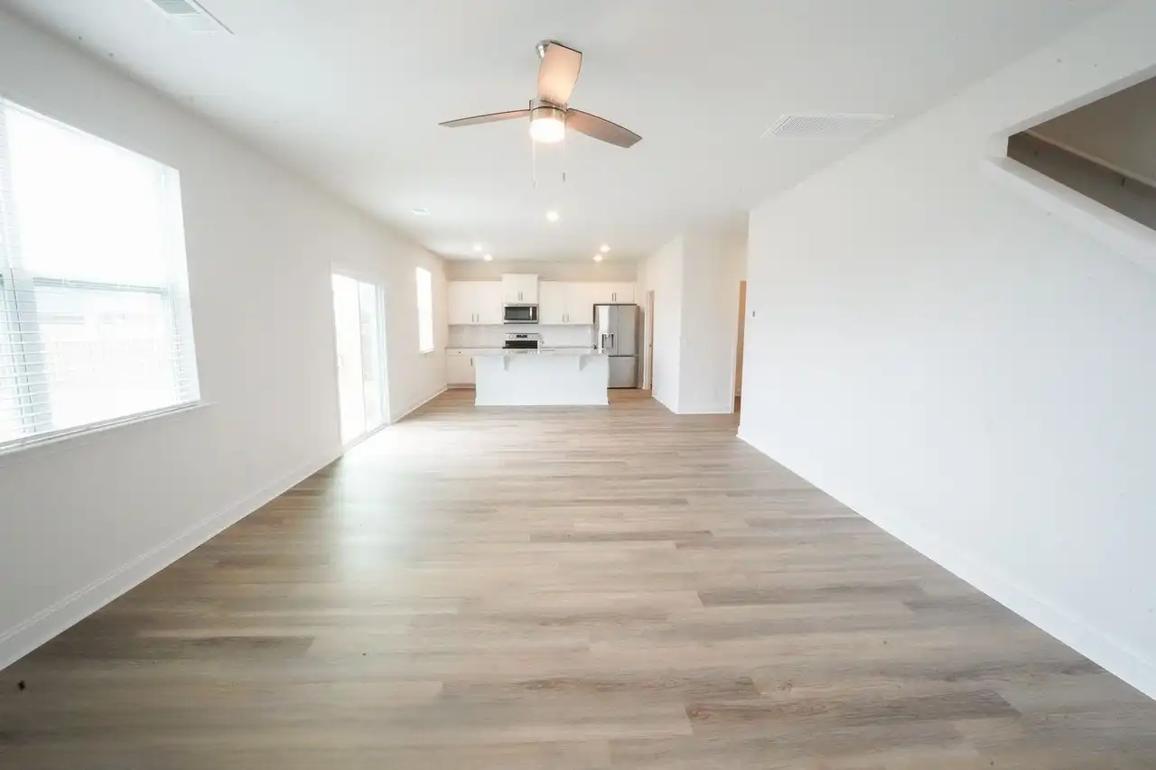 337 Logging Hill Dr - Photo 4 of 10