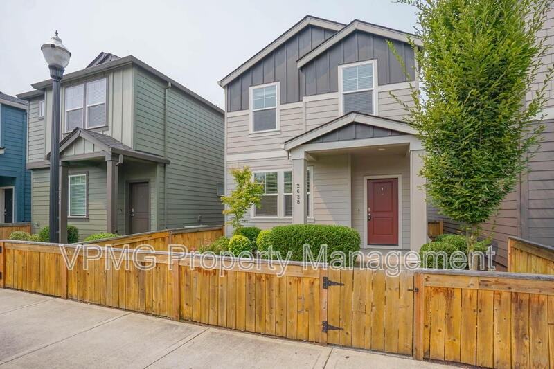 2628 Ne 117th Pl - Photo 2 of 31