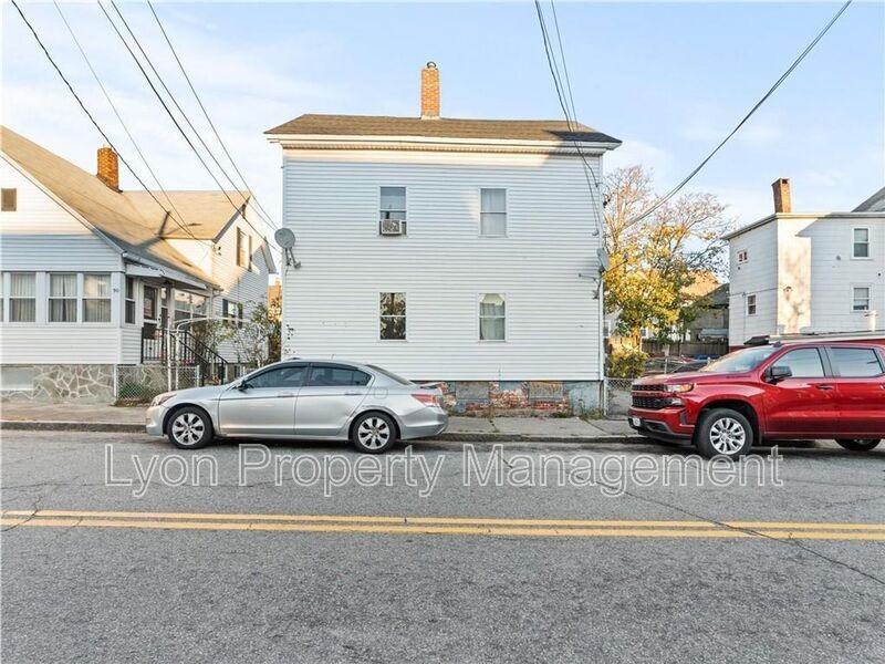 94 Webster Ave #2 - Photo 2 of 5