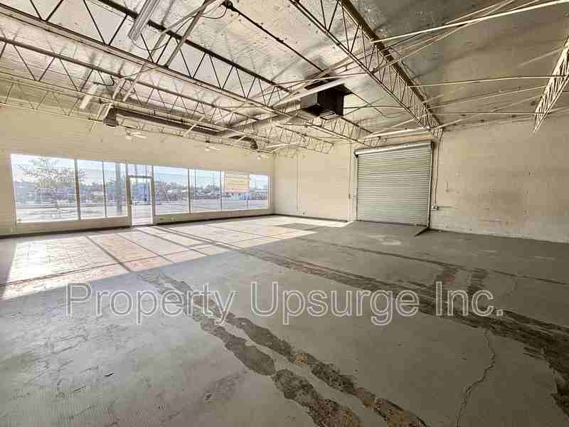 3390 S Market St - Photo 4 of 11