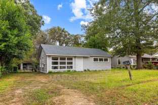 341 Chisholm St - Photo 1 of 1