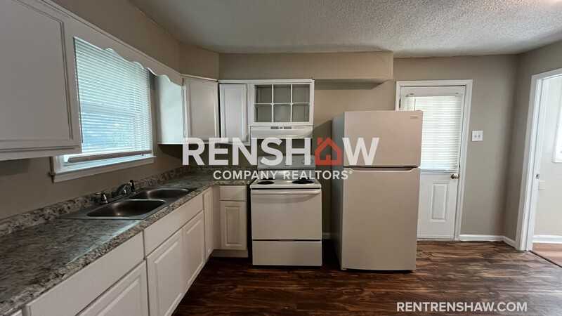 3743 Miami Ave - Photo 4 of 12