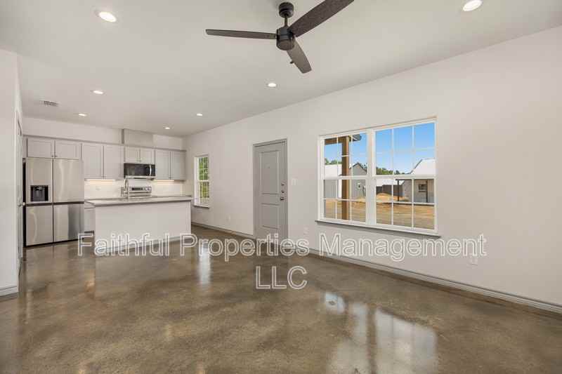 13554 Farm To Market Road - Photo 3 of 11