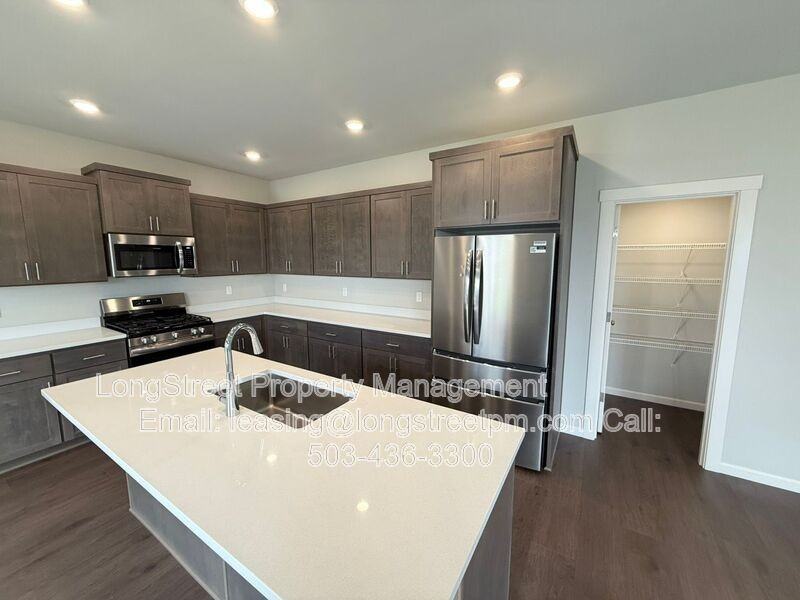 5954 Henshaw St Se - Photo 3 of 36