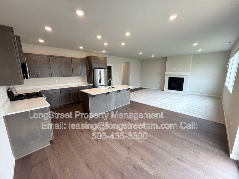 5954 Henshaw St Se - Photo 6 of 36
