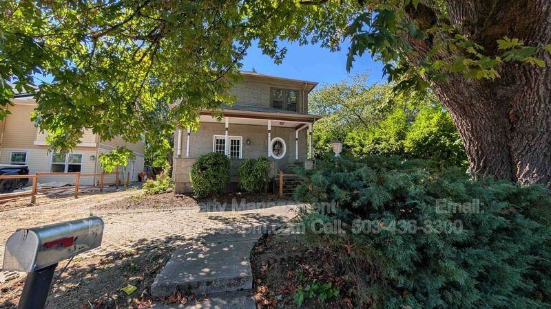 622 Nw 29th St - Photo 3 of 50