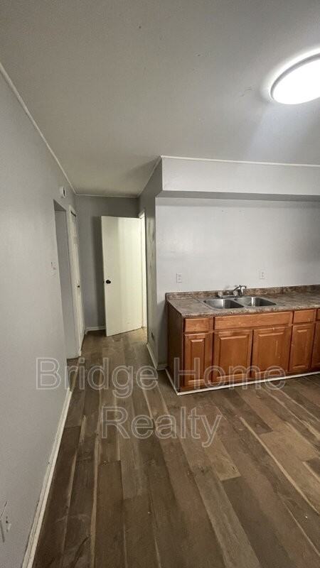 447 Hays Ave #1 - Photo 4 of 20