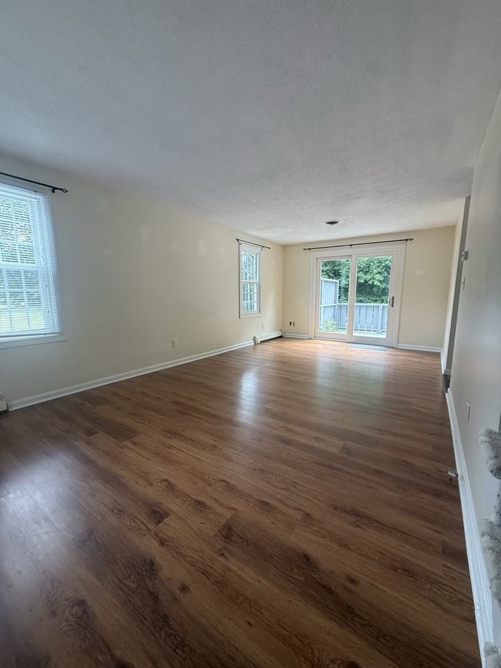 303 Twin Lakes Dr #1 - Photo 3 of 26
