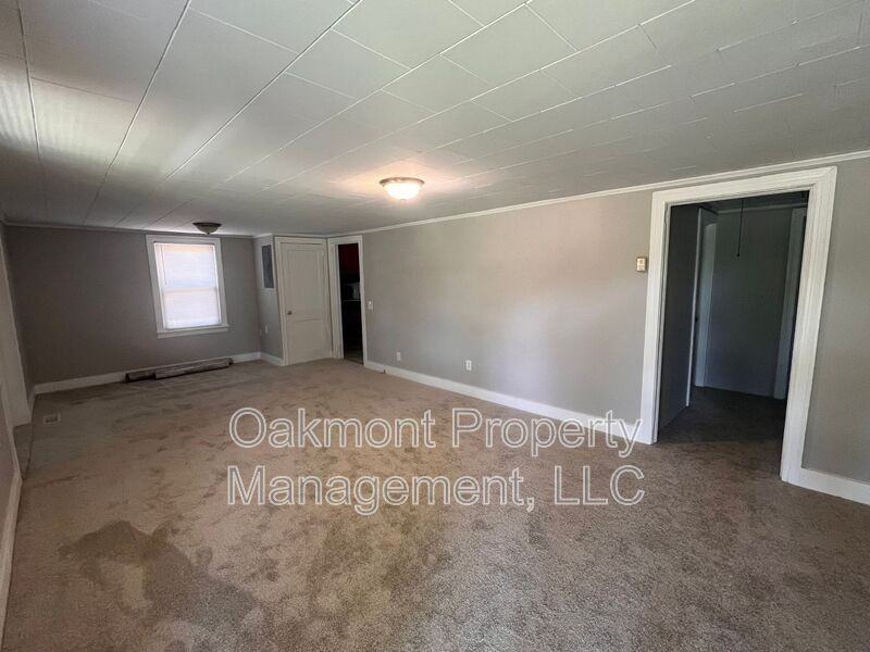 735 Nc Hwy24 - Photo 2 of 15