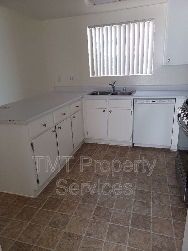 37 El Mirador Ct - Photo 7 of 14