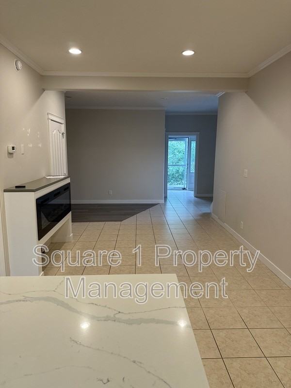 9355 94 St Nw - Photo 2 of 11