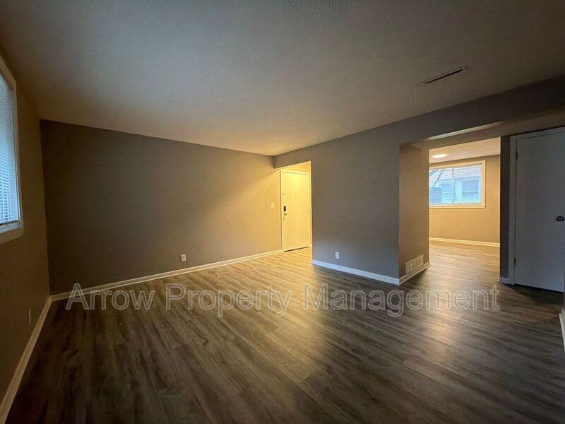 1027 A St #11 - Photo 3 of 12