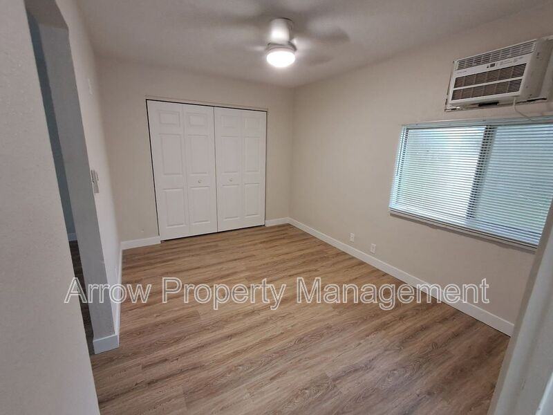 1414 Oakland Rd Ne - Photo 6 of 9