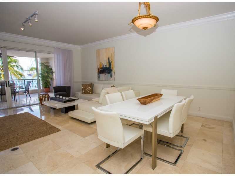 5324 Fisher Island Dr - Photo 3 of 8
