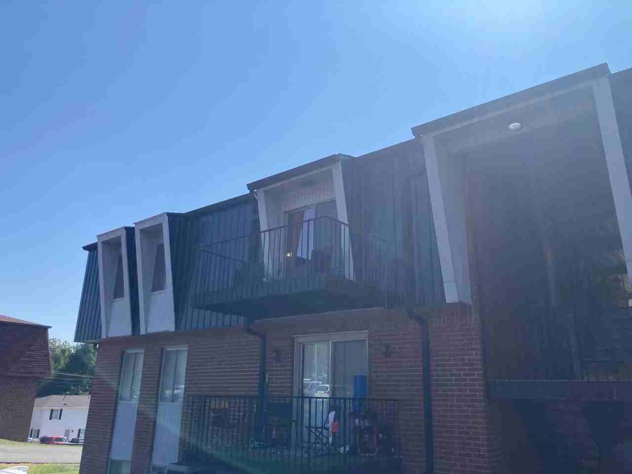 Redbud Apartments - Photo 2 of 20