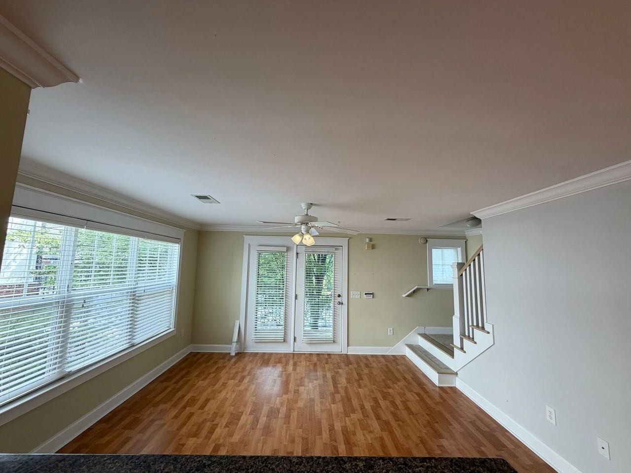 1615 Elmwood Ct #208 - Photo 7 of 31